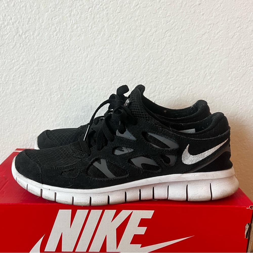 Nike free run 2 size 8
